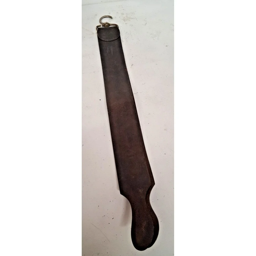 Vintage Pike Pike Newshell Razor Strop